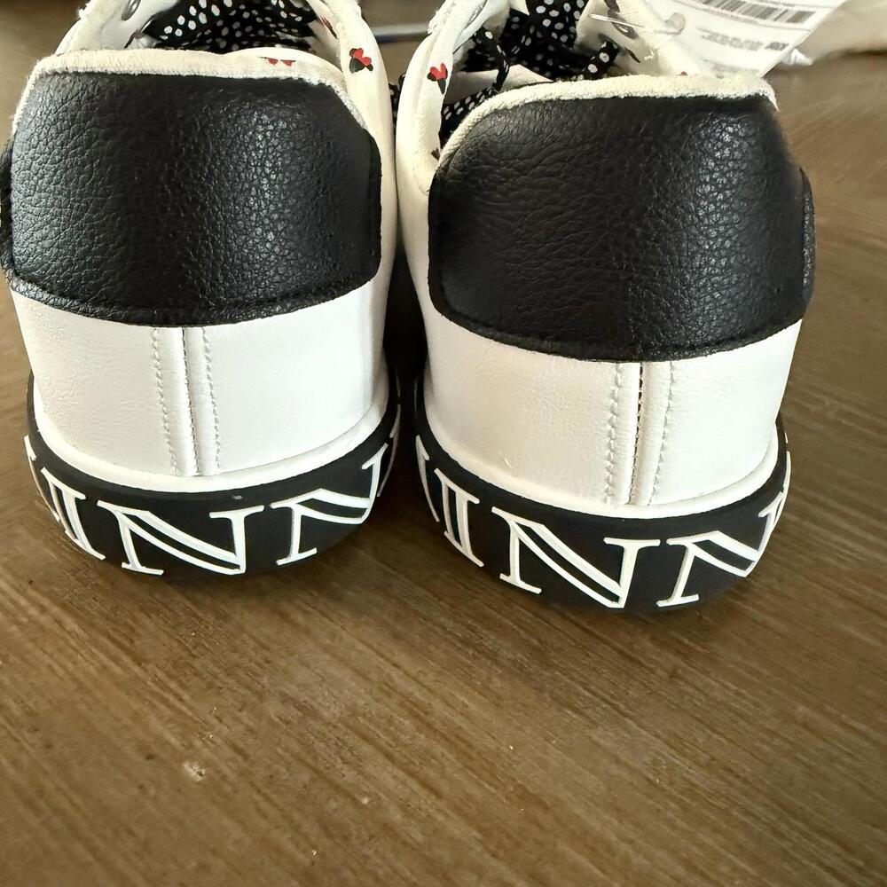 Disney Mickey Mouse Court Lace Up Sneakers Size 9 - Picture 4 of 9